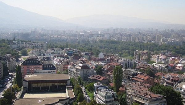 Политика вмешательства: перед выборами в парламент София ссорится с Анкарой