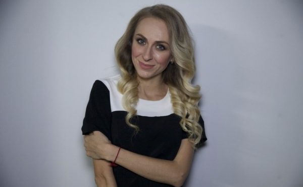 Актриса Катя Моргунова о своих первых шутках, участии в КВН и новом сезоне шоу «Однажды в России»