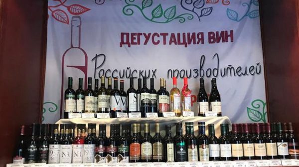 Первый фестиваль российских вин открылся в Подмосковье