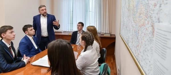 Мособлдуму посетили члены Молодежного Совета при главе Подольска
