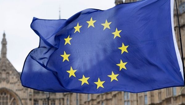 Guardian: граждан стран ЕС смогут спокойно въезжать в Британию после Brexit