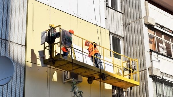 Не менее 120 домов капитально отремонтируют в Химках за год