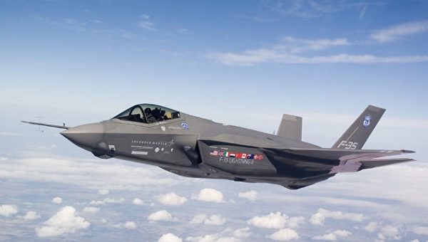 Lockheed Martin пообещала снизить цену на самолеты F-35 для флота США