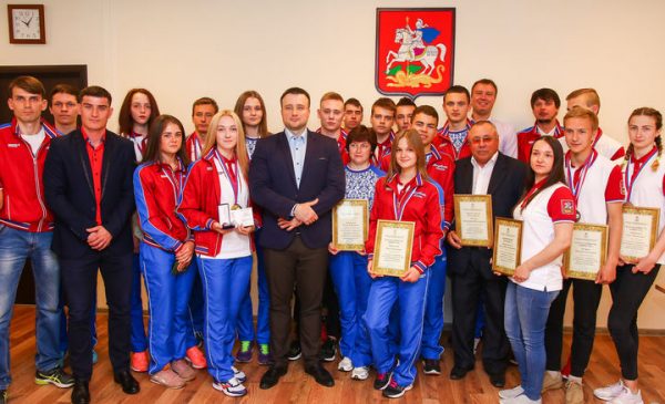 Победители и призеры зимней Спартакиады учащихся награждены знаками отличия и грамотами
