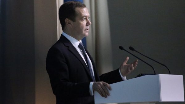 Премьер-министр проверил ход строительства ЦКАД и провел совещание в Подмосковье