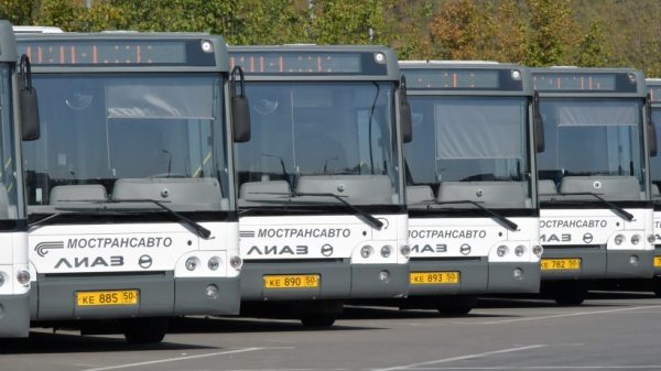 Автобусы «Мострансавто» перевезут посетителей военно-технического форума «Армия-2017»