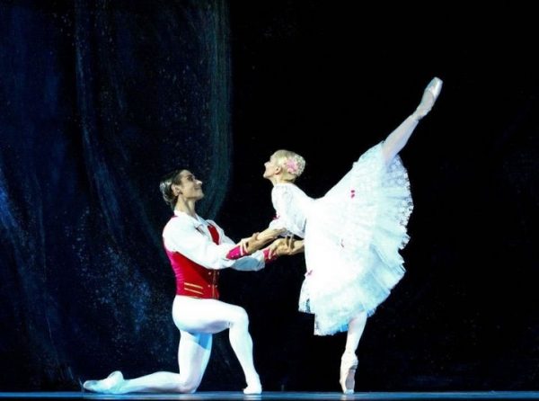 Легендарный танцовщик Михаил Мартынюк открывает в Химках балетную студию Boutique Балет