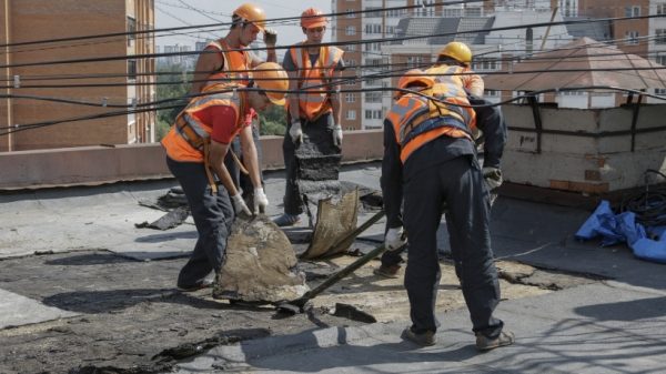 Власти Рузского округа обязали подрядчика устранить протечки крыши в одном из детсадов