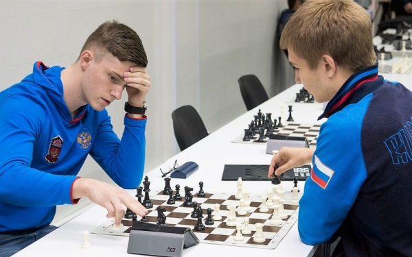 Химчане начали выступление на чемпионате мира по шахматам среди спортсменов до 20 лет