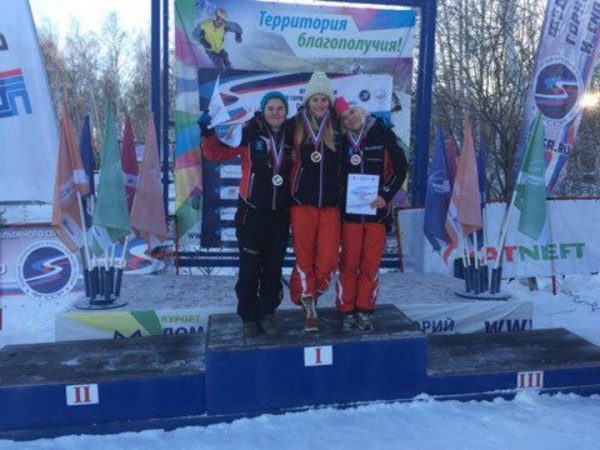 Подмосковные спортсмены завоевали медали на этапе Кубка России по горнолыжному спорту