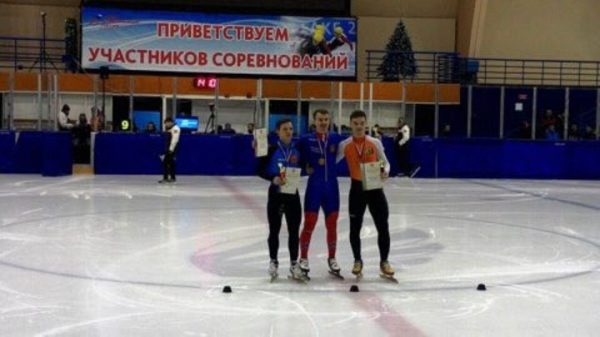 Подмосковные спортсмены завоевали золото и серебро на Кубке России по шорт-треку
