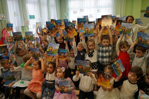 Герои экофэнтези "Хранимиры" провели экологический праздник для мытищинских школьников и воспитанников детских садов