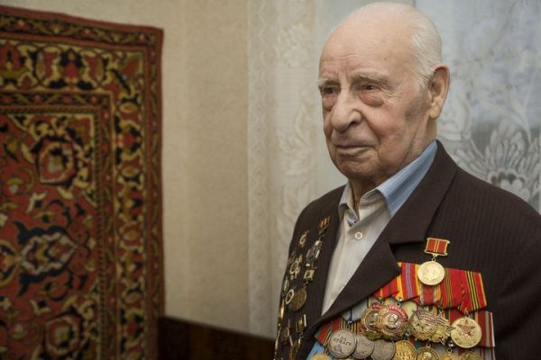 Ветеран Иван Кривошеев: "Самая ценная награда - медаль за оборону Сталинграда"