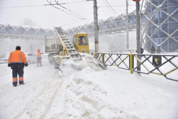 Работа по уборке снега в Химках ведется в усиленном режиме