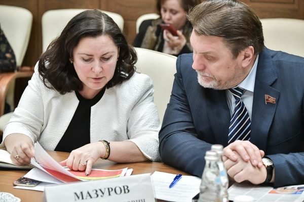 Московская областная Дума рассмотрит возможность приватизации аварийных усадеб