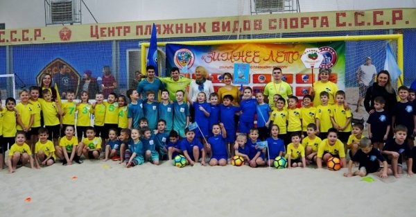 Воспитанники 35 детских садов Химок принимают участие в уникальном чемпионате по пляжному футболу