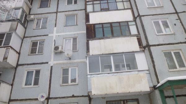 Управкомпания в Химках восстановила герметичность межпанельных швов в жилом доме