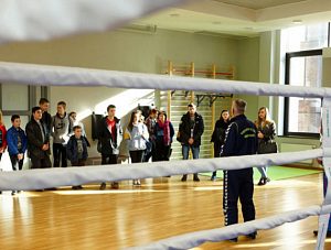 В Химках стартовали бесплатные занятия боксом для детей из малообеспеченных семей