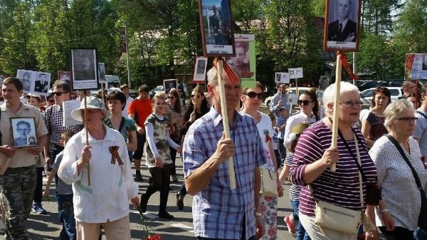 По улицам Подольска прошли три колонны участников акции «Бессмертный полк»