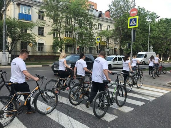 Полицейские УМВД России по г.о. Химки присоединились к акции    «На работу – на велосипеде» 