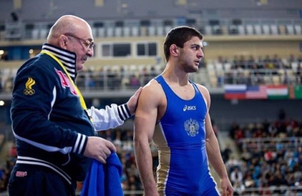 Рамонов и Тускаев завоевали медали чемпионата мира по борьбе среди военнослужащих