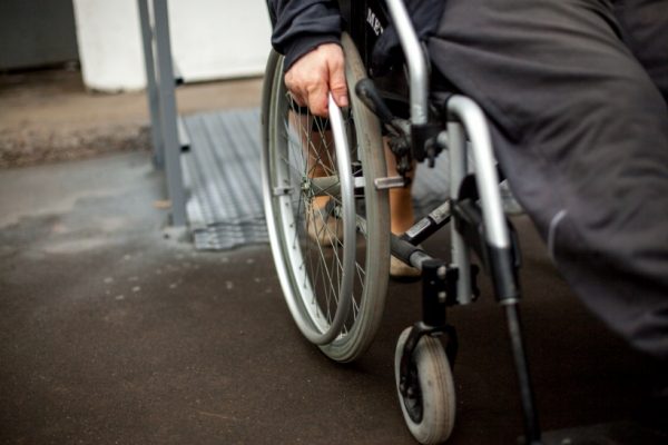 Свыше 60% подавших заявки инвалидов Подмосковья  получили техсредства реабилитации в 2018 году