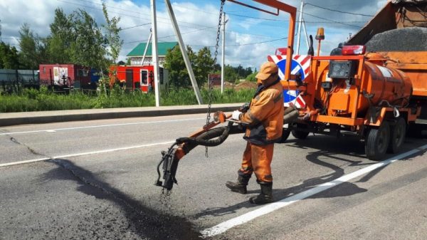 Губернатор поручил главе Электростали не снижать темпы по ремонту дорожных ям
