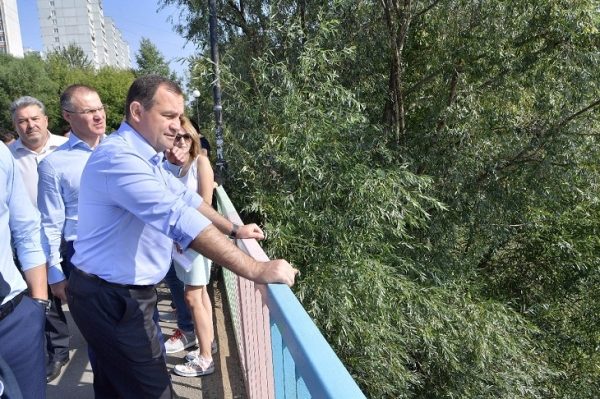 Депутаты Мособлдумы проинспектировали работы по экореабилитации реки Пехорка