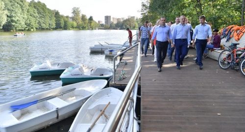 Депутаты Мособлдумы проинспектировали работы по экореабилитации реки Пехорка