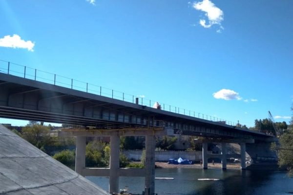 Застройщик известился о завершении строительства мостового перехода в Серпухове