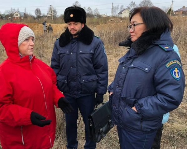 По требованию минэкологии нарушители в Дмитровском районе снесли забор, препятствовавший доступу к заповедному озеру