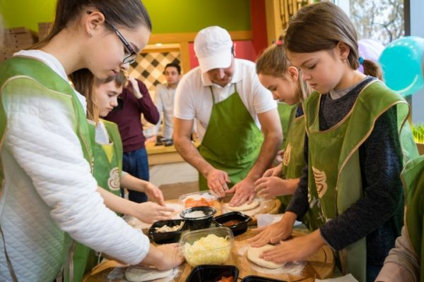 Кулинарный мастер-класс провели для юных жителей Химок 