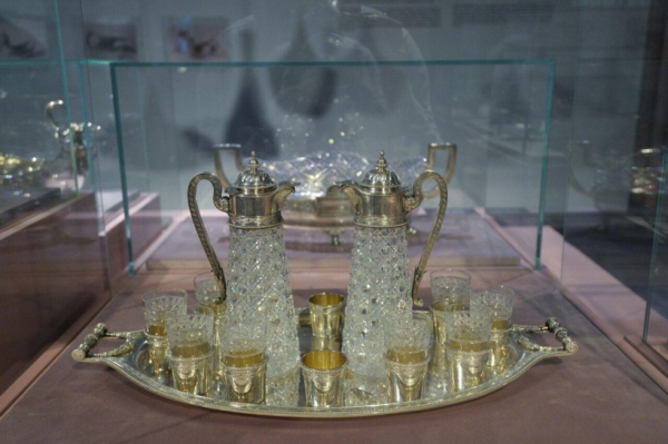 Андрей Воробьев посетил выставку «Стиль Фаберже. Превосходство вне времени» в Истре