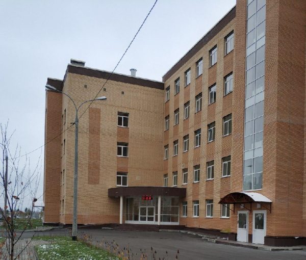 В микрорайоне Подольска завершили строительство поликлиники на 850 посещений в смену