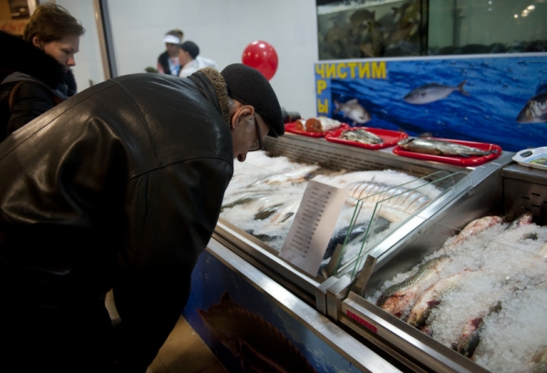 Выращенную в Подмосковье рыбу начнут поставлять в новые магазины в Зеленограде и Одинцове