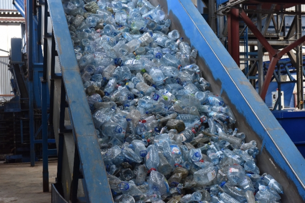 Жители Люберец сдали на переработку пластик и картон в рамках акции «РазДельный сбор»
