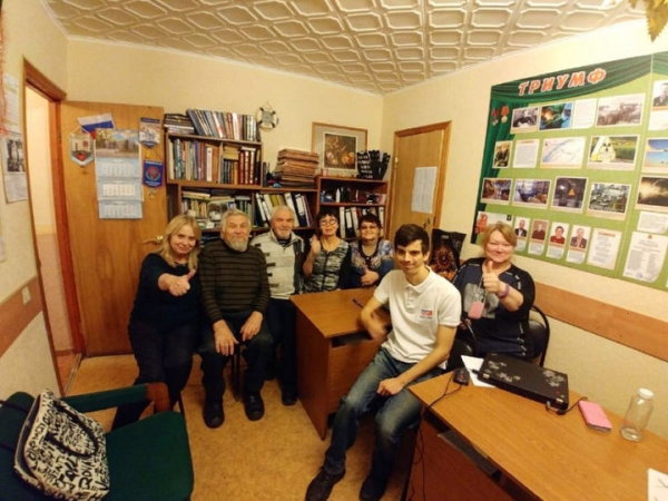 Химкинские молодогвардейцы обучают компьютерной грамотности ветеранов-чернобыльцев