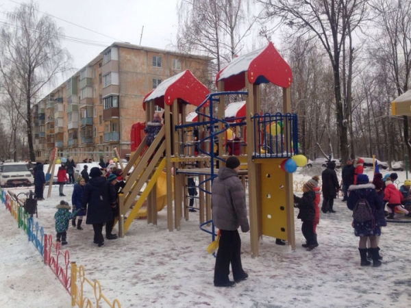 В Московской области в 2019 году планируется установить и обновить более 1500 детских игровых площадок