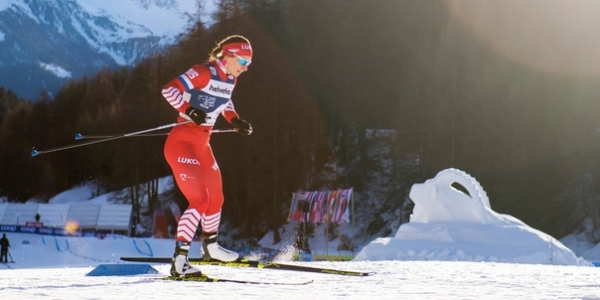 Продолжаем болеть за наших на Чемпионате мира по лыжам в Австрии - сегодня в составе российской сборной Наталья Непряева в паре с Юлией Белоруковой вышли в финал женского командного спринта классическим стилем!??