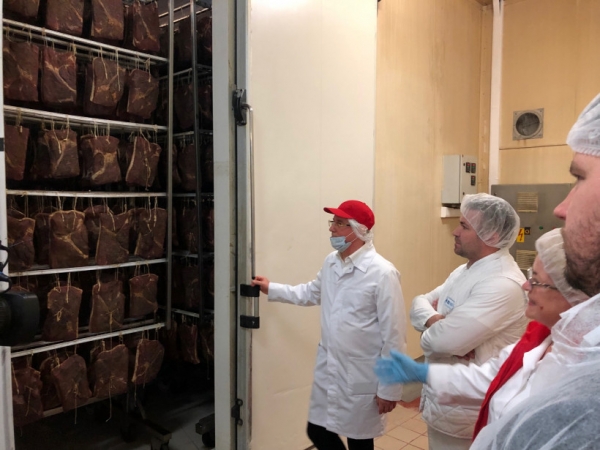 Новую линию по производству мясных деликатесов запустил Егорьевский мясокомбинат