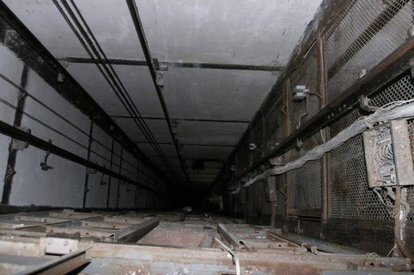 В Химках упал лифт с пассажирами