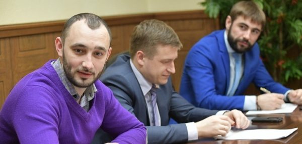 Состоялось заседание общественно-политической комиссии Палаты молодых депутатов при Московской областной Думе.