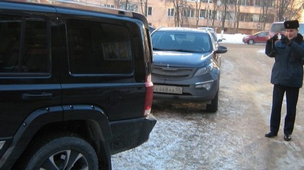 Госадмтехнадзор выписал свыше 15 постановлений за незаконную парковку в Люберцах