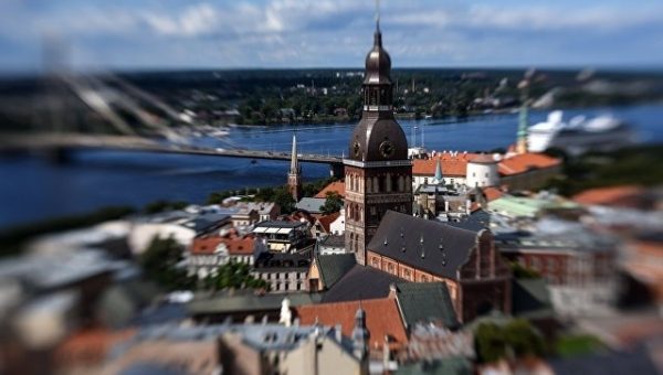 Число написавших “Тотальный диктант” в Латвии выросло за год на 100 <span id=