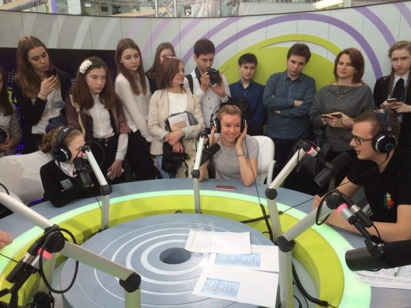 Захарова и Звягина провели встречу с юными подмосковными журналистами