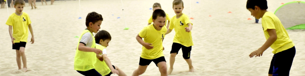 Малыши Химок освоили навыки игры в пляжный футбол
 