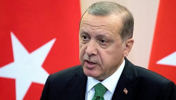 Эрдоган заявил, что Турция не будет учитывать интересы курдов в Сирии