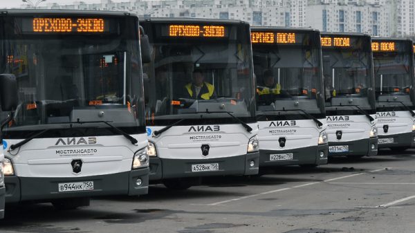 Свыше 2,5 тысяч автобусов могут обновить в Подмосковье в 2017 году
