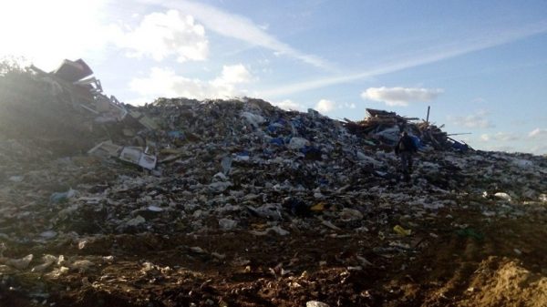 Активисты ОНФ проверят информацию о том, что на полигон «Кулаковский» продолжают свозить мусор