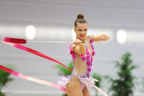 Екатерина Селезнева завоевала три золотых и серебряную медали Международных соревнований по художественной гимнастике